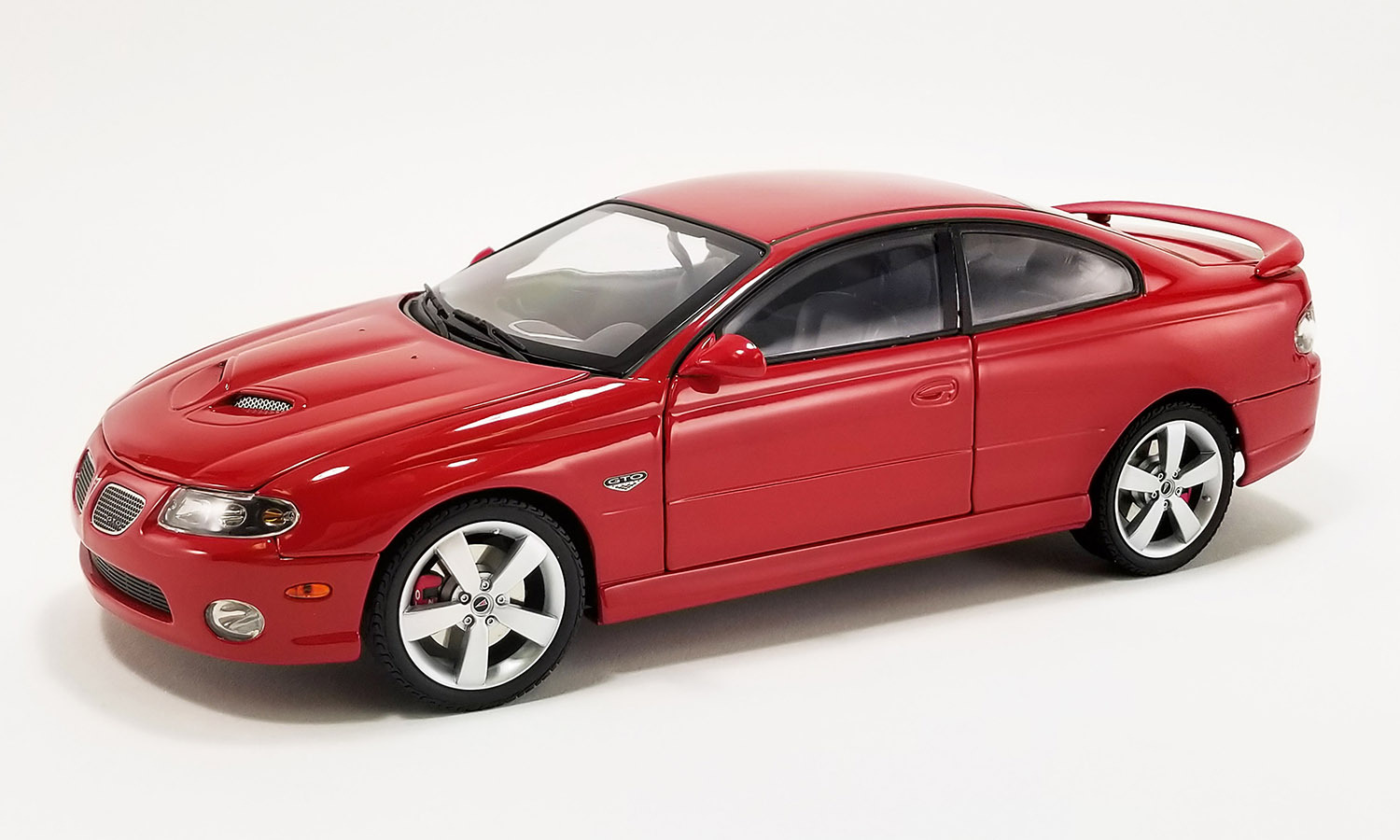 2006 gto diecast 2025