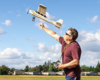 Christmas gifts for teens and adults – detailed model kits and powerful RC