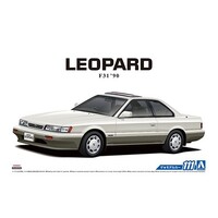 Aoshima 1/24 Nissan UF31 Leopard Ultima V30Twincam Turbo '90 Plastic Model Kit
