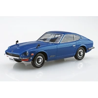 Aoshima 1/32 Nissan S30 Fairlady Z (Blue Metallic) Plastic Model Kit
