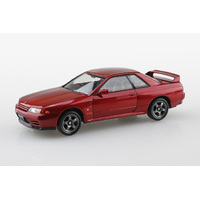 Aoshima 1/32 Nissan R32 Skyline GT-R (Red Pearl) Plastic Model Kit