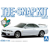 Aoshima 1/32 Nissan R33 Skyline GT-R (White)