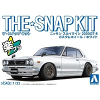 Aoshima 1/32 Nissan Skyline 2000 GT-R Custom Wheel White Plastic Model Kit