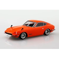 Aoshima 1/32 Nissan S30 Fairlady Z Custom Wheel (Orange) Plastic Model Kit
