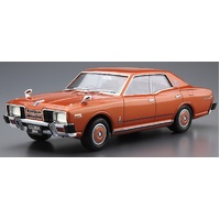 Aoshima 1/24 Nissan P332 Cedric/Gloria 4HT 2800 Brougham '78 Plastic Model Kit