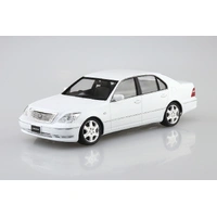 Aoshima 1/24 TOYOTA UCF31 CELSIOR '05 Plastic Model Kit