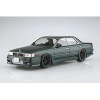 Aoshima 1/24 C33 Nissan Laurel '91 Aero Custom Plastic Model Kit