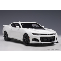AutoArt 1/18 Chevrolet Camaro ZL1 2017 (Summit White) Composite Car