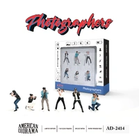 American Diorama 1/64 Photographers Figure Set