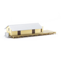 Auscision Models HO NSWGR G3 Goods Shed, Silver Roof, Yellow Walls & Brown Doors Ready-to-Place