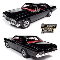 Auto World 1/18 1966 Chevrolet Biscayne Cope Nickey  Diecast Car