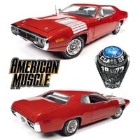 Auto World 1/18 1972 Plymouth Road Runner GTX Diecast