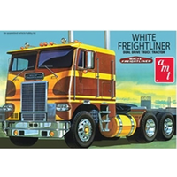 AMT 620 1/25 White Freightliner Dual Drive Tractor