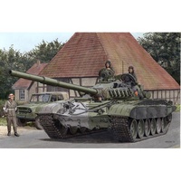Amusing Hobby 35A038 1/35 T72-M1 Plastic Model Kit