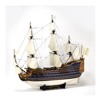 Artesania 1/72 LE Soleil Royal Louis XIV's Flagship With Figurines and Working Lights Wooden S [22904]