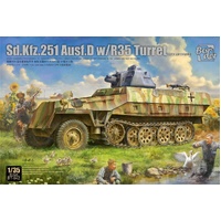 Border Model 1/35 Sd.Kfz.251 Ausf.D w/ R35 Turret Plastic Model Kit