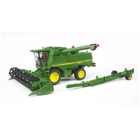 Bruder 1/16 John Deere Combine Harvester T670i BR02132