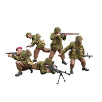 Bronco CB35130 1/35 WWII British Paratroops In Combat Set A Plastic Model Kit