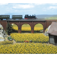 Busch N Sunflower Field Kit
