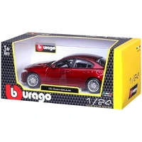 Bburago 1/24 Alfo Romeo Guilia 2016 Diecast Car