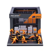Bburago 1/43 2024 McLaren Pit Pass Competition F-1 Play Set - Piastri #81