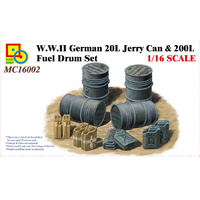 Classy 16002 1/16 W.W.II German 20L Jerry Can & 200L Fuel Drum Set. Plastic Model Kit