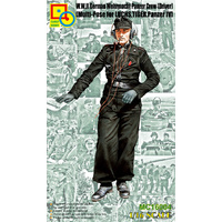 Classy Hobby 16004 1/16 W.W.II German Wehrmacht Panzer Crew (Driver) Multi-Pose Plastic Model Kit