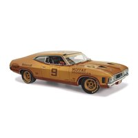 Classic Carlectables 1/18 Ford XA Falcon GT 1973 Bathurst Winner 50th Anniversary Gold Livery