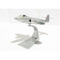 Corgi 1/72 Gloster Meteor F.8  77Sqn RAAF Williamtown Diecast Aircraft Pre-owned A1 Condition