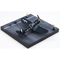Corgi 1/72 Carrier Deck Set, F4U-1D Corsair plus 4 crew, USS Bunker Hill Diecast Aircraft Pre-owned A1 Condition