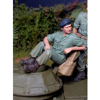 Callsign 1/35 APC Commander with Flak Jacket On Hatch