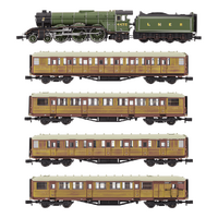Dapol N A3 Flying Scotsman 4472 LNER Apple Green + 4 Teak Gresleys