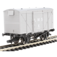 Dapol OO Ventilated Van LMS Grey 117870
