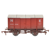 Dapol OO Gauge Gunpowder Van NE 71442 Weathered