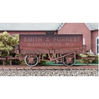 Dapol OO Gauge Rectangular Tank Smith & Forrest Weathered