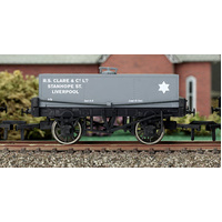 Dapol OO Gauge Rectangular Tank Clare, Liverpool