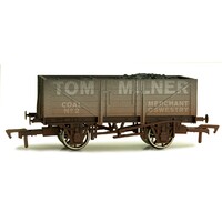 Dapol OO 5 Plank Wagon 10' Wheelbase Tom Miller Weathered