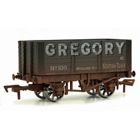 Dapol OO 7 Plank Wagon Gregory 9' Wheelbase Weathered
