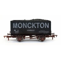 Dapol OO 8 Plank Wagon Monckton 2510 Weathered