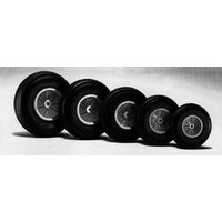 Dubro 4-1/2in Diameter Light Tread Wheel DBR450TL