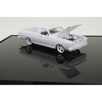 DDA 1/24 XW Ford Ute Slammed - 351 Engine with Standard Bonnet Plastic Model Kit