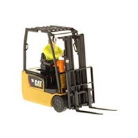 Diecast Masters 1/25 Caterpillar EP16(C)PNY Lift Truck Diecast Model