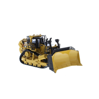 Diecast Masters 1/64 Caterpillar D11 Track-Type Tractor w/JEL Blades