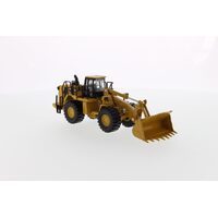 Diecast Masters 1/64 CAT 988H Wheel Loader Diecast