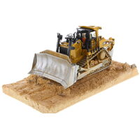 Diecast Masters 1/50 CAT Weathered D9T Track Type Tractor Waethered Series