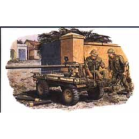 Dragon 1/35 M274 Mule w/106mm R.R. & Crew (Hue City 1968) Plastic Model Kit DR3315