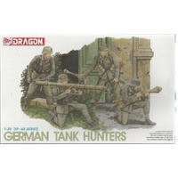 Dragon 1/35 German Tank Hunters Plastic Model Kit DR6034
