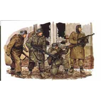 Dragon 1/35 Panzer Grenadiers (Kharkov 1943) Plastic Model Kit DR6059