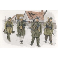 Dragon 1/35 Panzergrenadiers, Wiking DIV (Hungary 1945) Plastic Model Kit DR6194