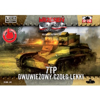 First To Fight 1/72 7TP LIGHT TANK - twin turret Plastic Model Kit [032]